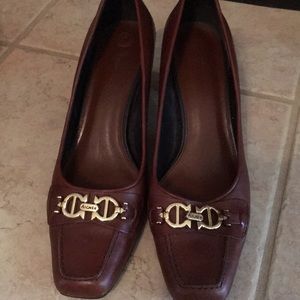 Etienne Aigner leather heels size 8.5M